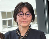 学生支援相談課長 鎌田 麻美様